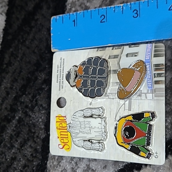 SEINFELD ENAMEL PIN SET - Picture 3 of 6